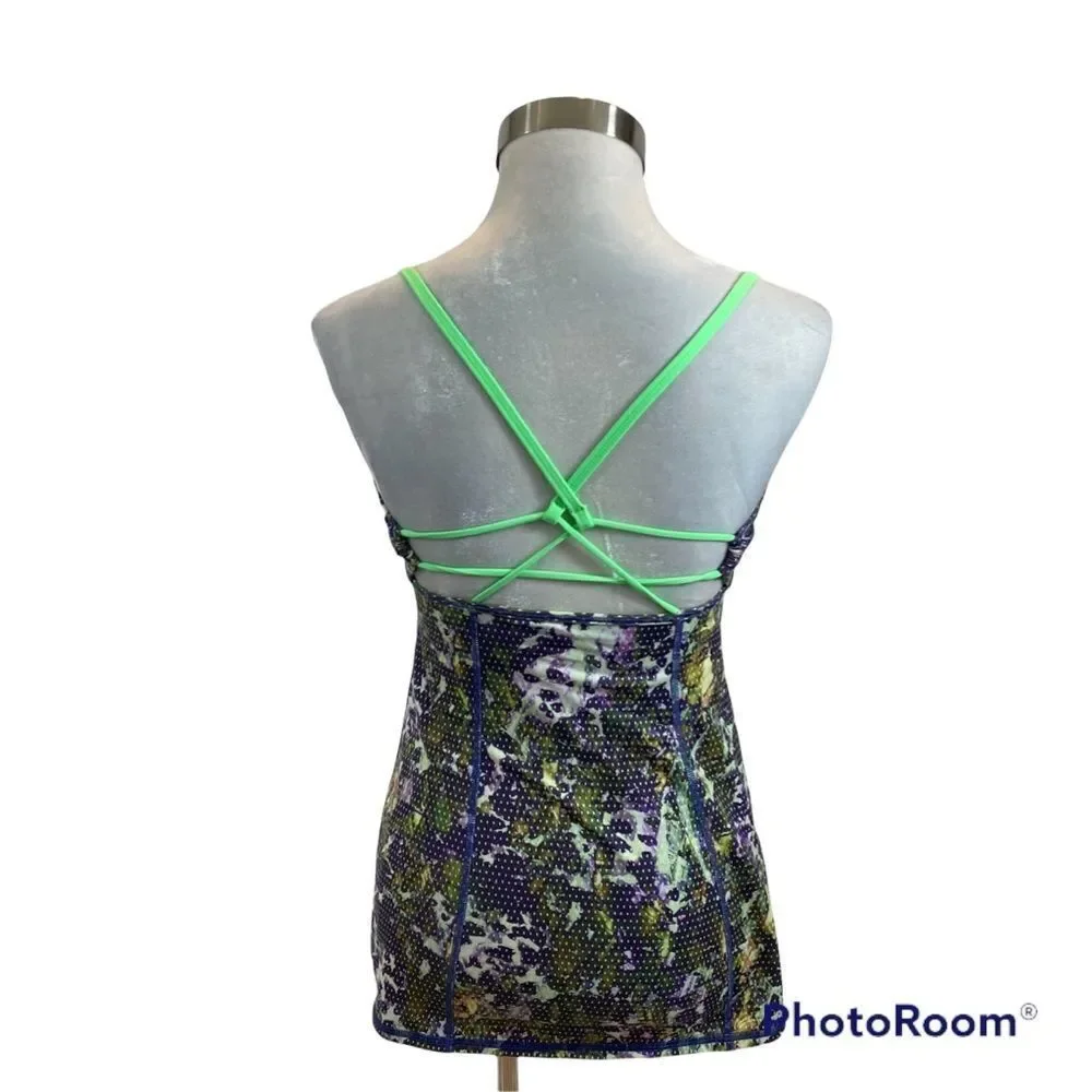 Lululemon Floral Sport White Multi/Pistachio Dancing‎ Warrior Activewear Top 8